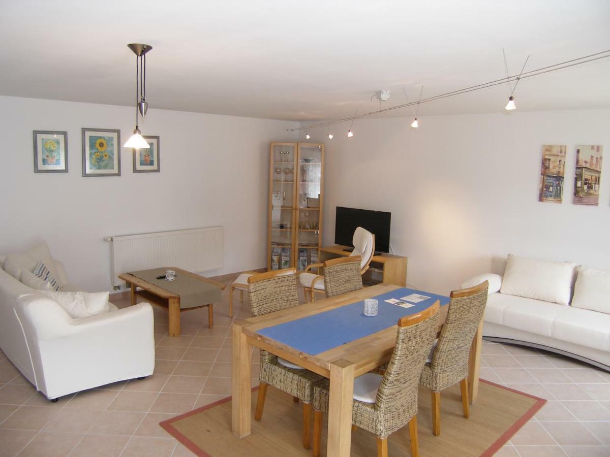 Ferienwohnung Stettfeld エクステリア 写真